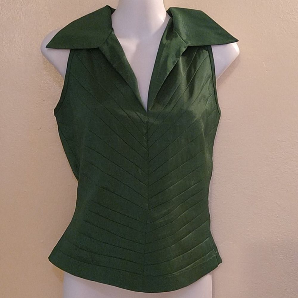 Luminosity in Green Blouse